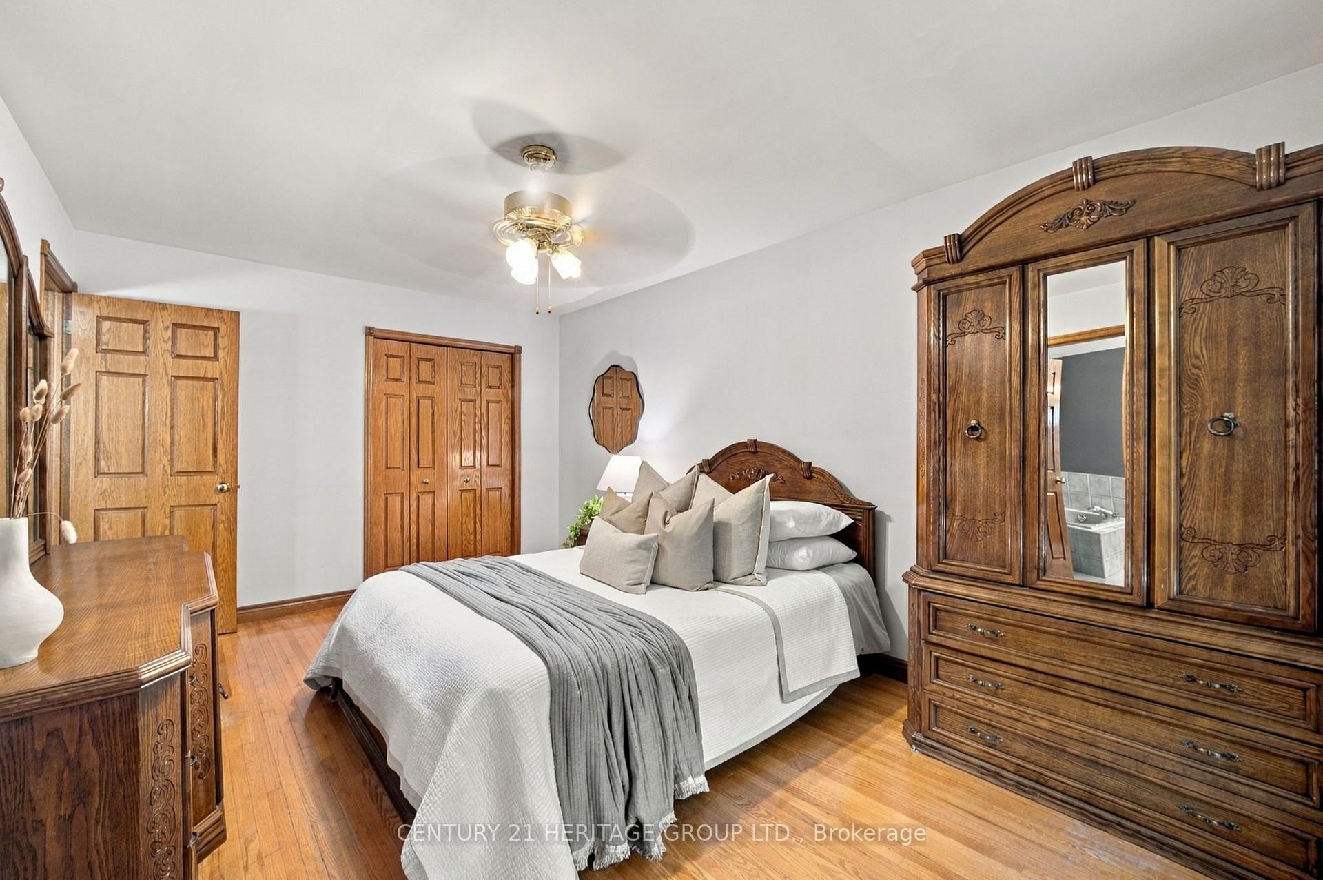 Photo 28 of 144 Lovers Lane, Hamilton, Ancaster — HOMEH