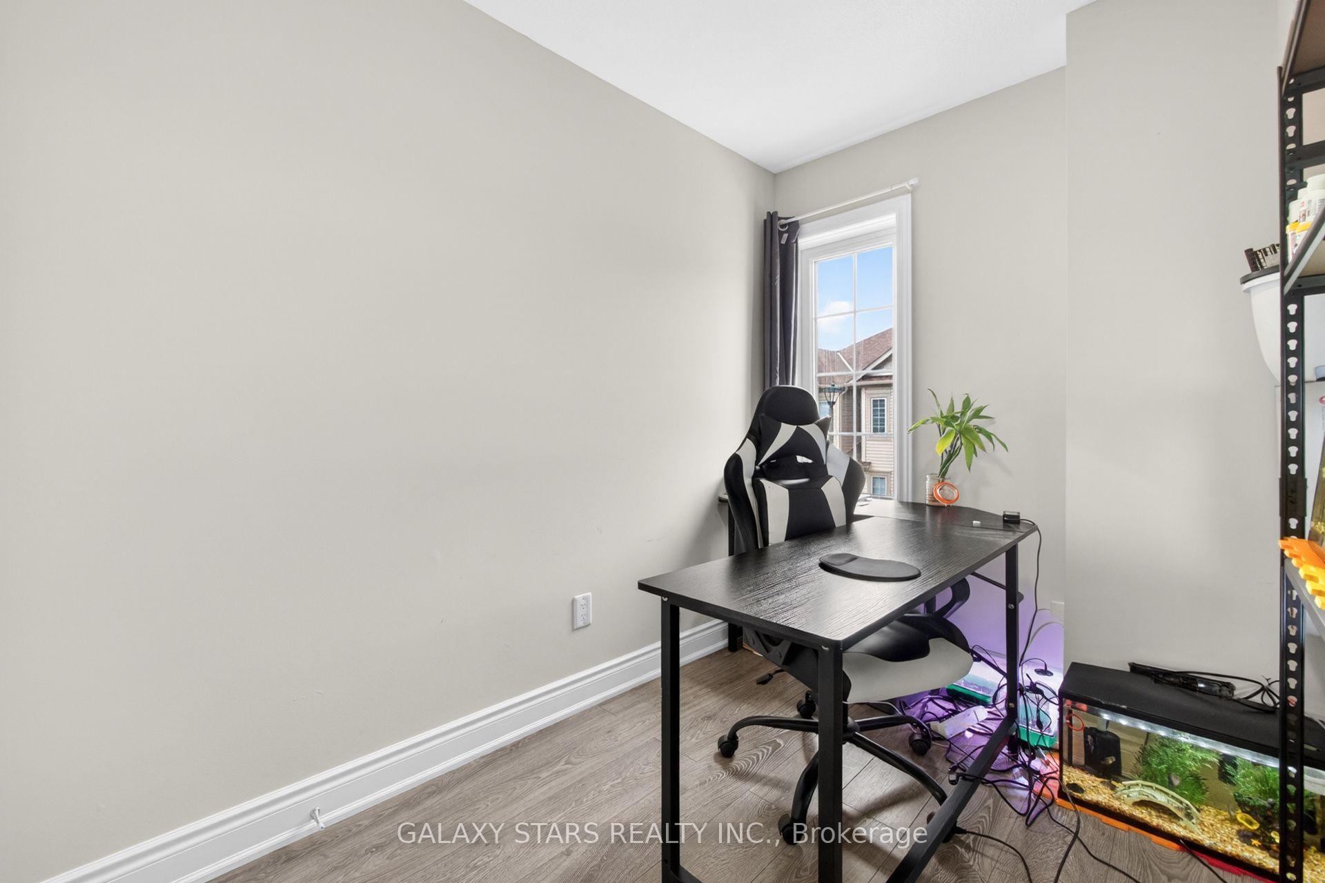 Photo 29 of Unit 30, 420 Linden Drive, Cambridge, Preston Heights — HOMEH
