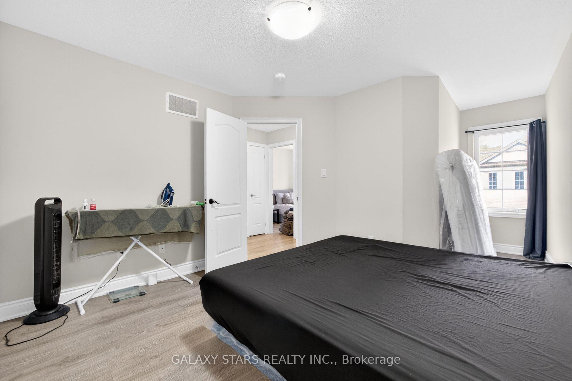 Photo 35 of Unit 30, 420 Linden Drive, Cambridge, Preston Heights — HOMEH