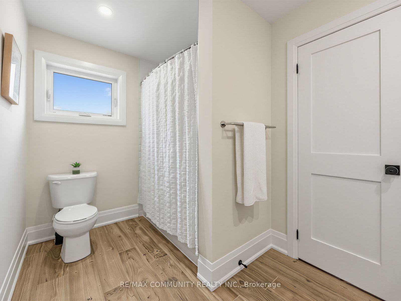 Photo 21 of 38 Robmar Street, Whitby, Taunton North — HOMEH