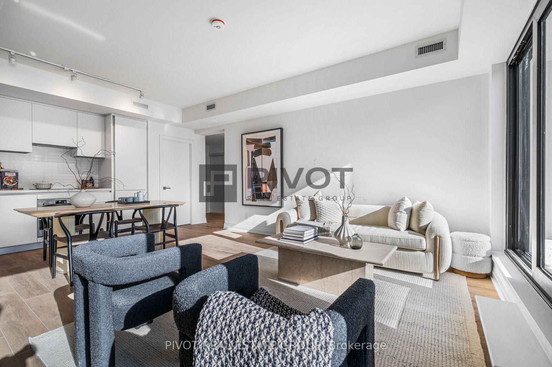 Photo 4 of Unit 1307, 4015 The Exchange, Mississauga, City Centre — HOMEH