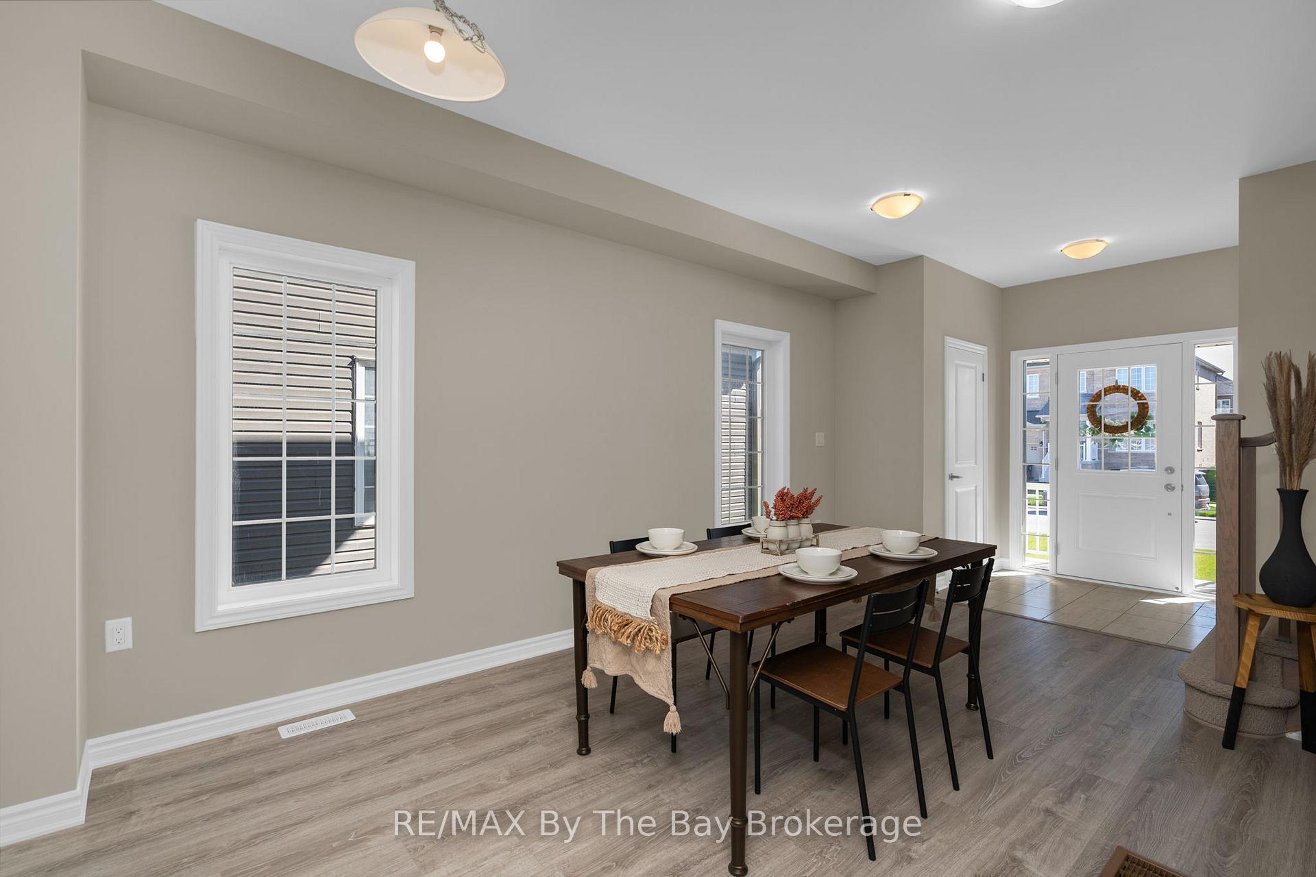 Photo 6 of 214 Cubitt Street, Clearview, Stayner — HOMEH
