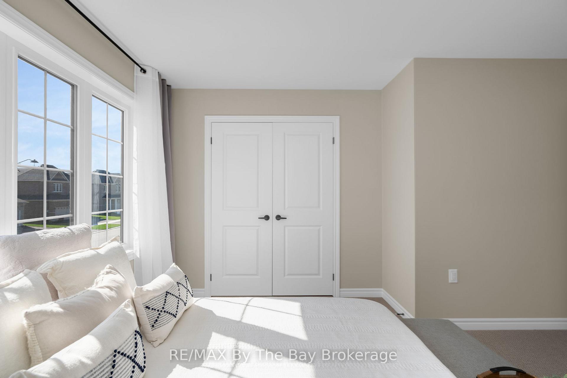 Photo 26 of 214 Cubitt Street, Clearview, Stayner — HOMEH