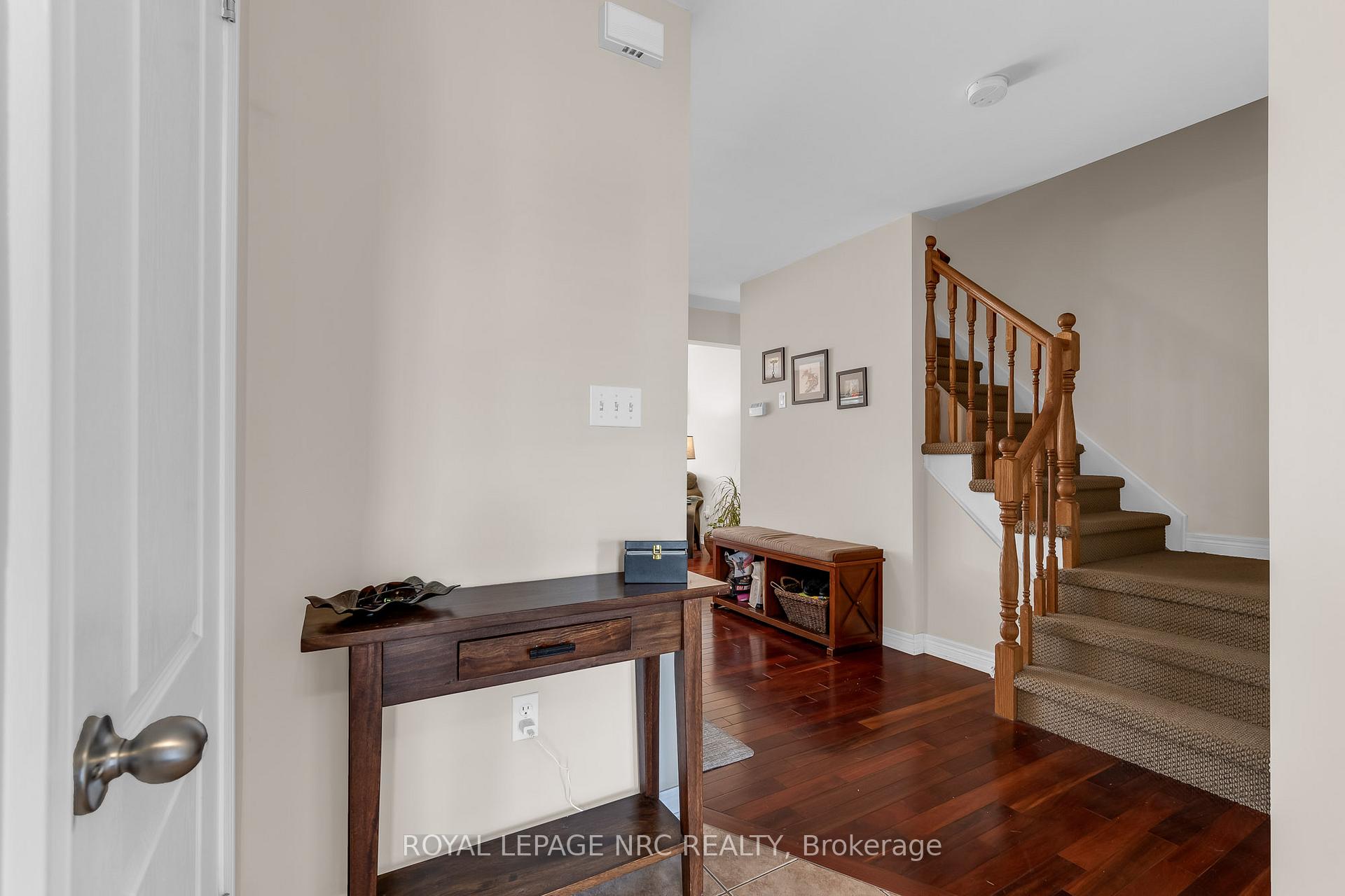 Photo 4 of 31 Thorold Road E, Welland, Prince Charles — HOMEH