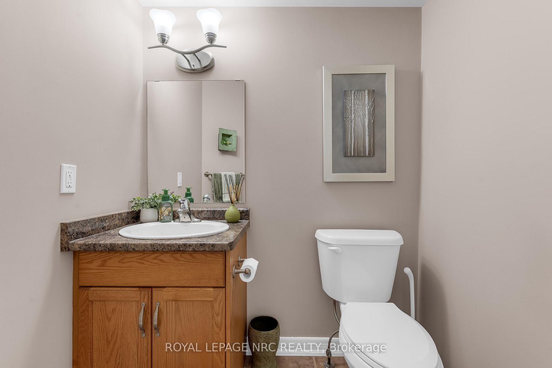 Photo 5 of 31 Thorold Road E, Welland, Prince Charles — HOMEH
