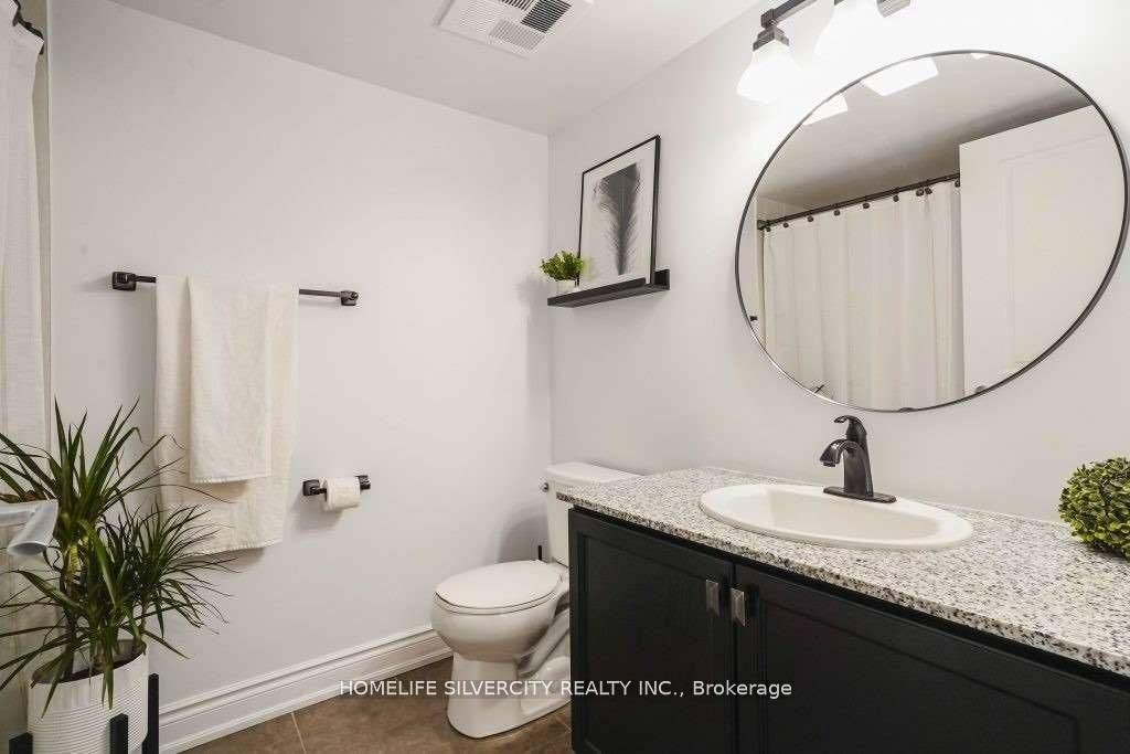 Photo 8 of Unit 614, 149 Church Street, King, Schomberg — HOMEH