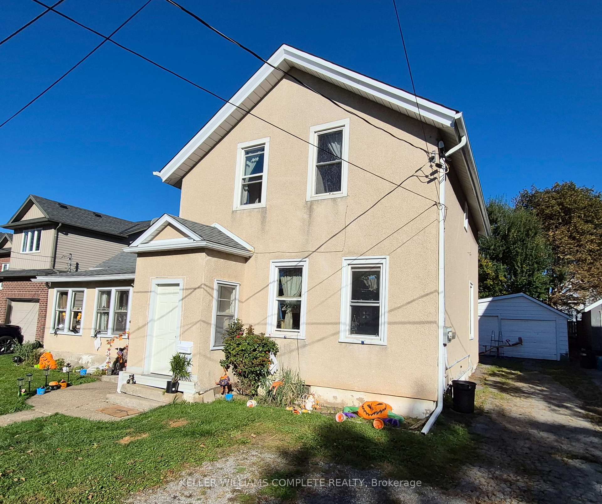 Photo 2 of 20 Carleton Street N, Thorold, Thorold Downtown — HOMEH