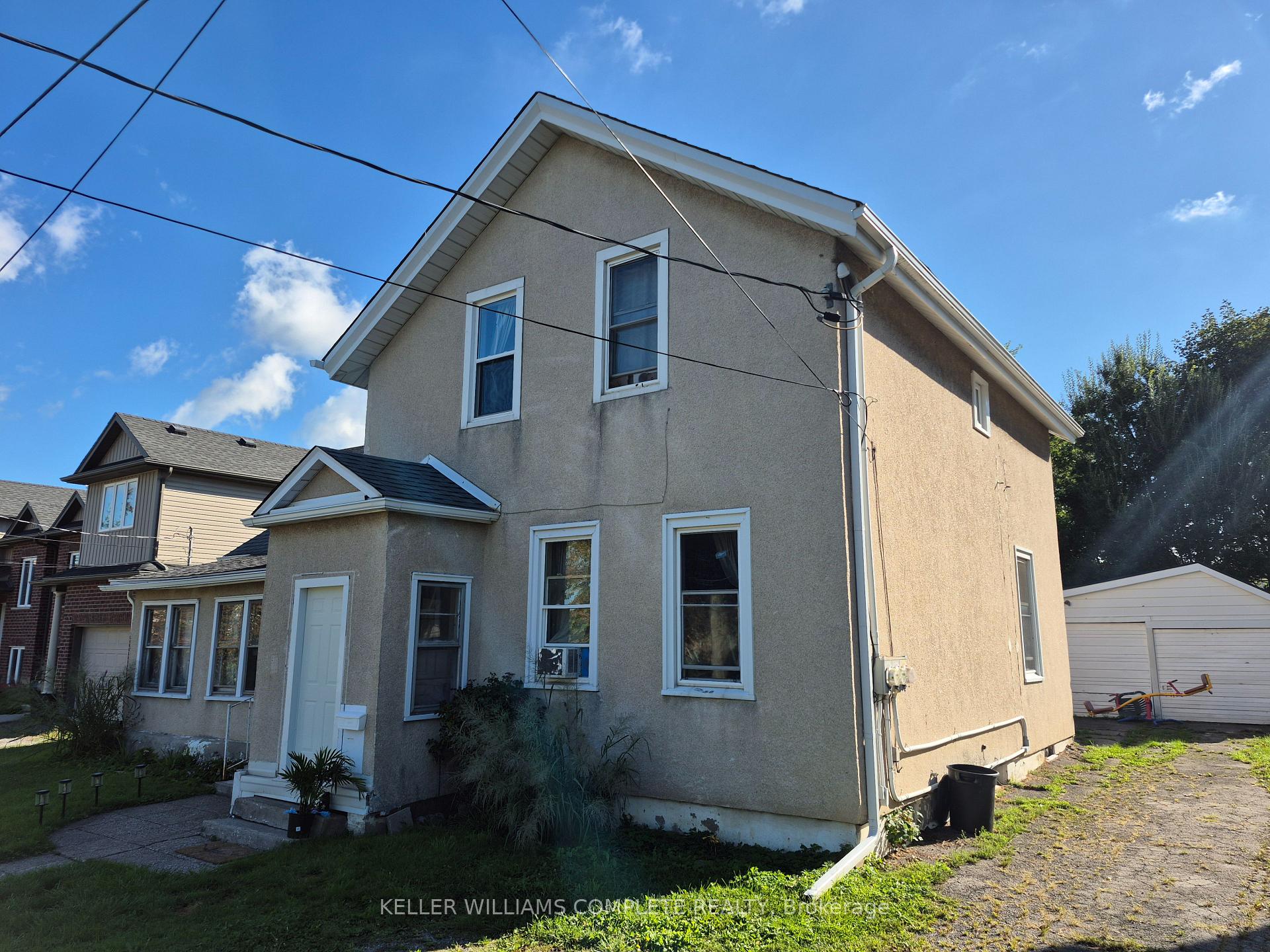 Photo 3 of 20 Carleton Street N, Thorold, Thorold Downtown — HOMEH
