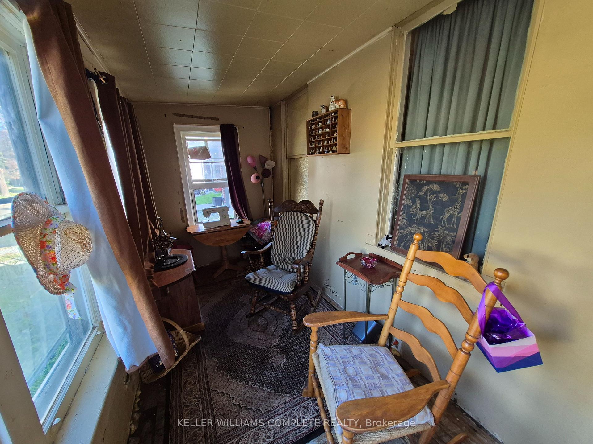 Photo 10 of 20 Carleton Street N, Thorold, Thorold Downtown — HOMEH