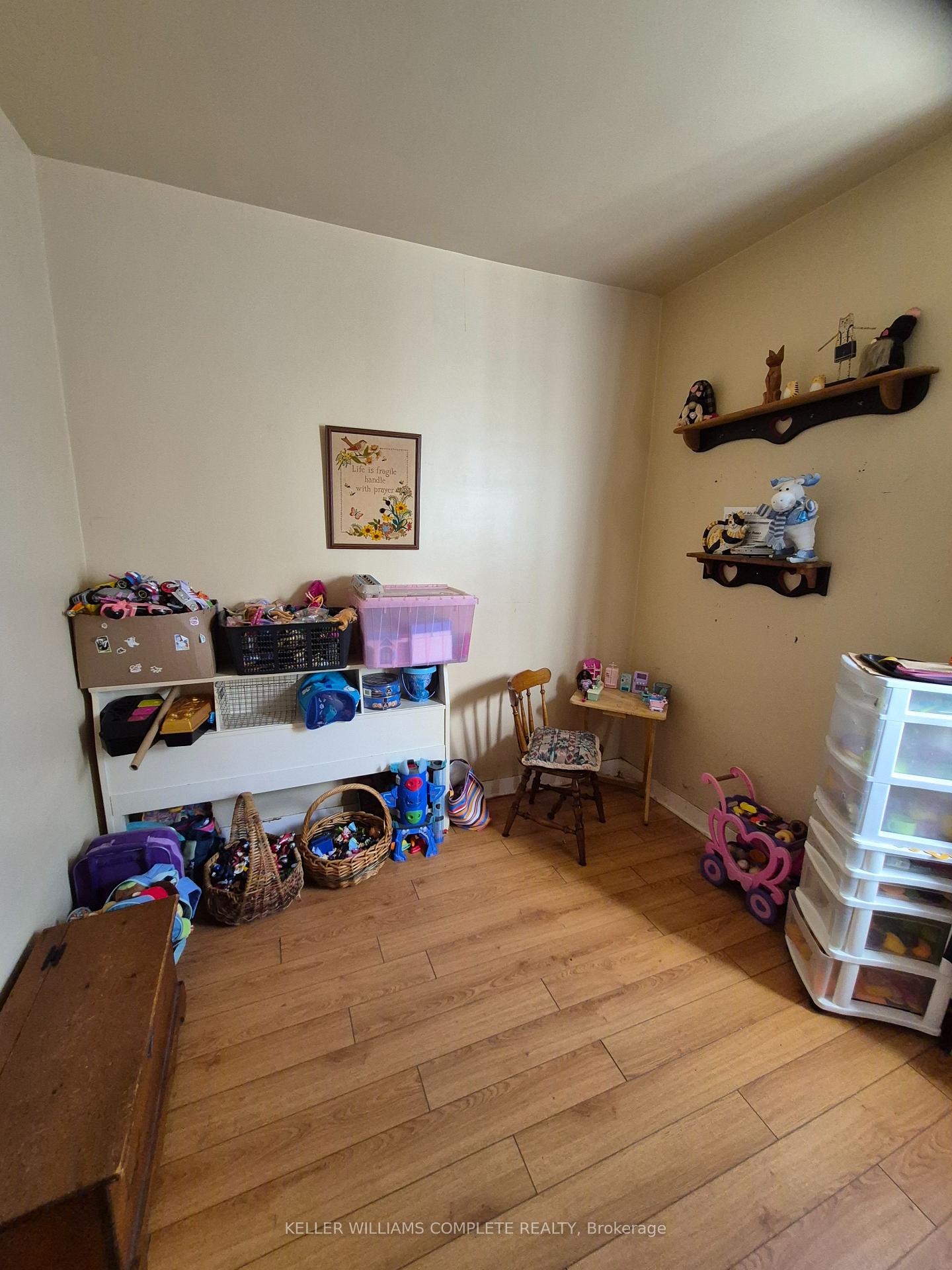 Photo 17 of 20 Carleton Street N, Thorold, Thorold Downtown — HOMEH