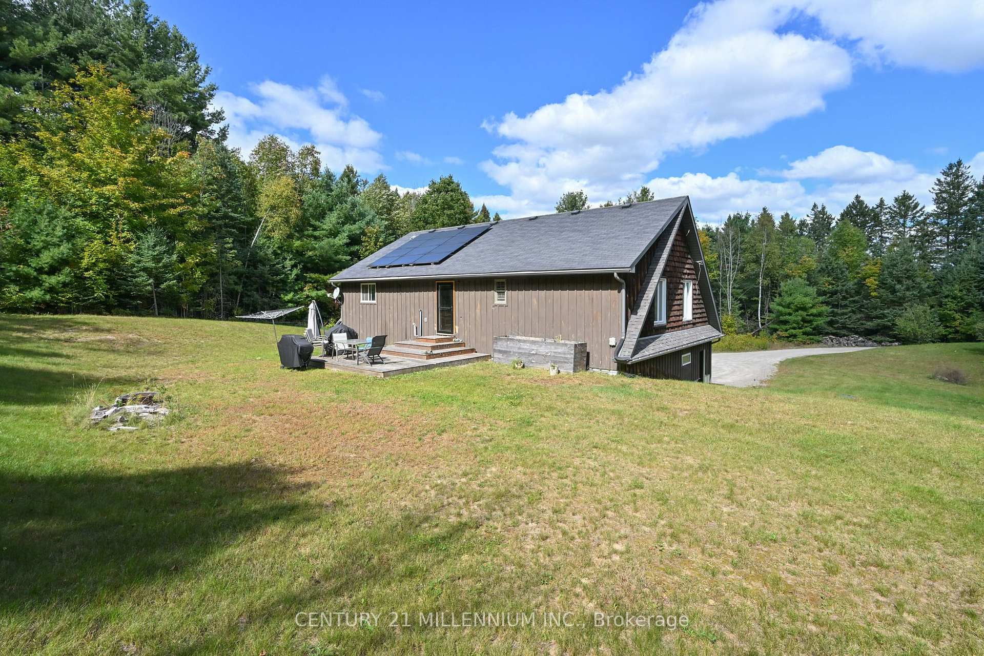 Photo 14 of 833542 4th Line Ehs, Mono, Rural Mono — HOMEH