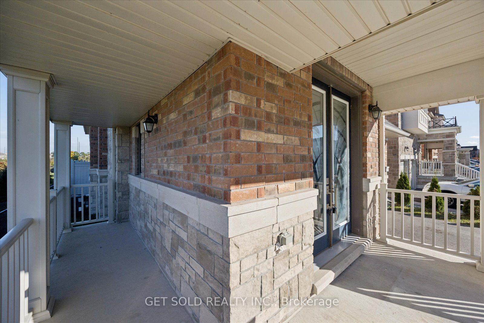 Photo 7 of 34 Huggins Drive, Whitby, Rural Whitby — HOMEH