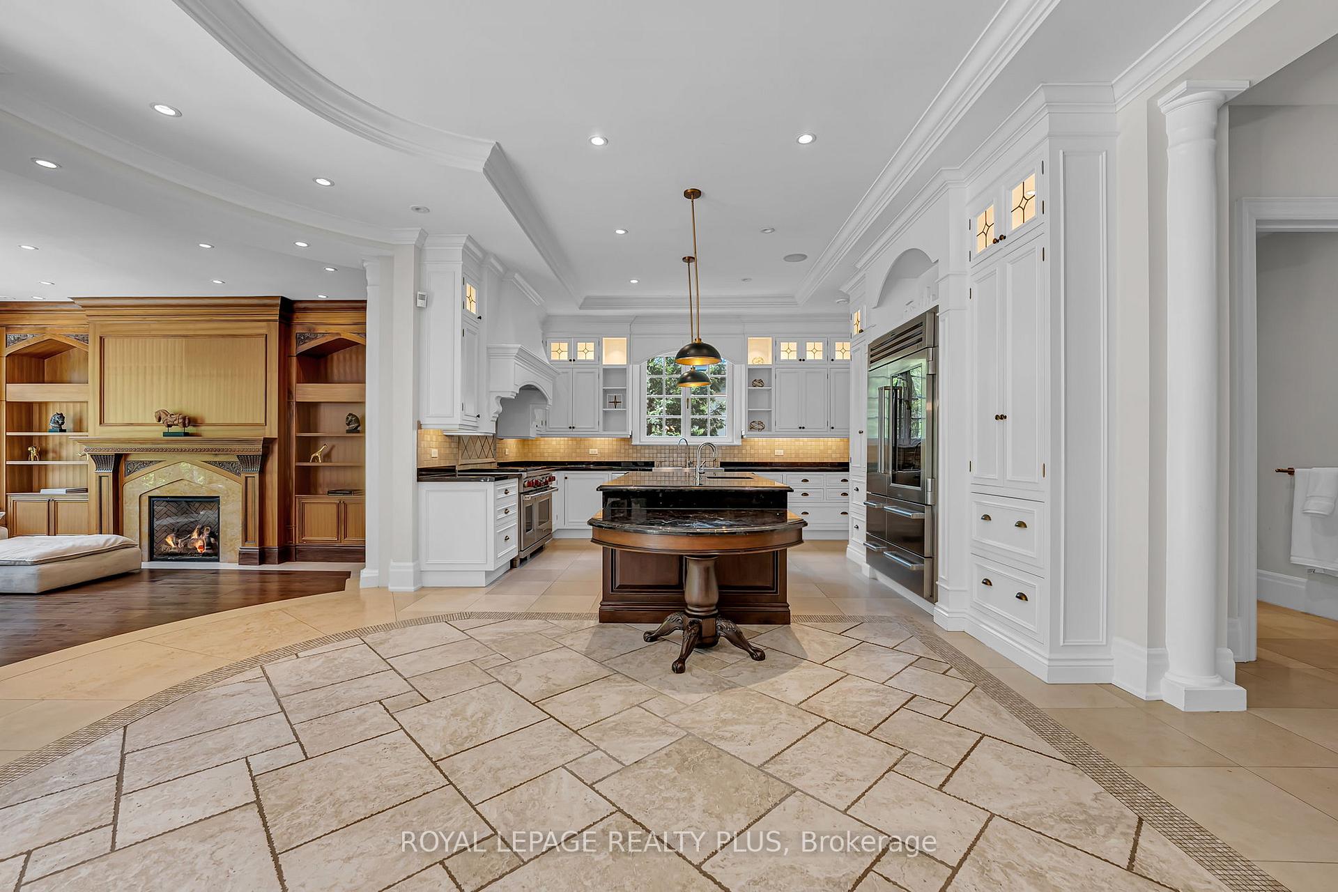 Photo 10 of 1476 Carmen Drive, Mississauga, Mineola — HOMEH
