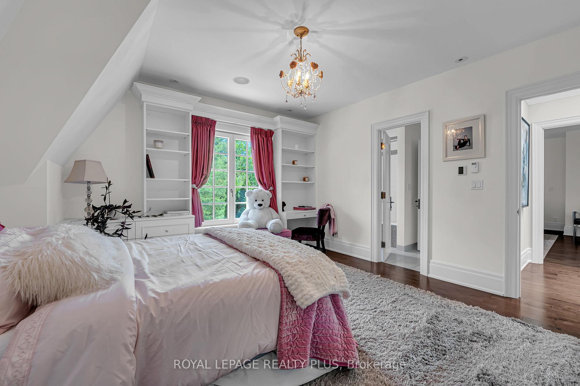 Photo 25 of 1476 Carmen Drive, Mississauga, Mineola — HOMEH