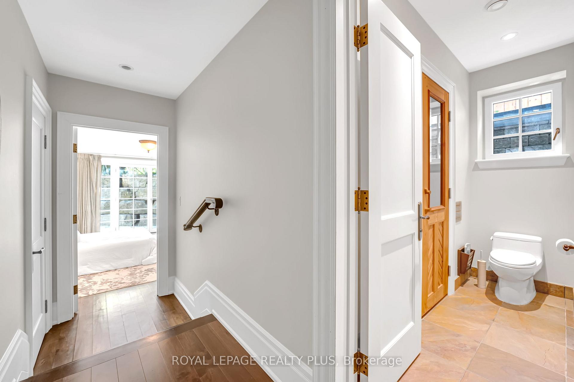 Photo 36 of 1476 Carmen Drive, Mississauga, Mineola — HOMEH