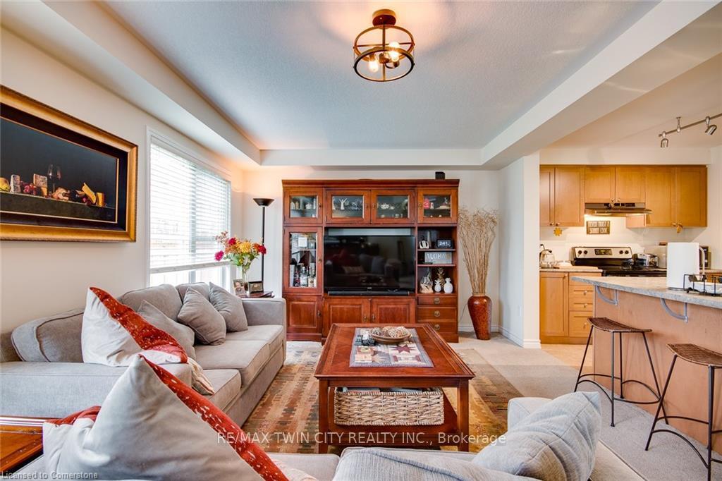 Photo 14 of 18 Blue Oak Street, Kitchener, Trussler — HOMEH