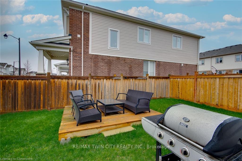 Photo 29 of 18 Blue Oak Street, Kitchener, Trussler — HOMEH