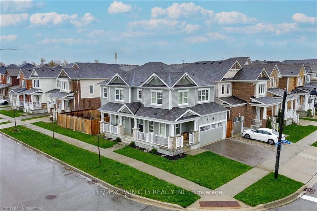 Photo 32 of 18 Blue Oak Street, Kitchener, Trussler — HOMEH