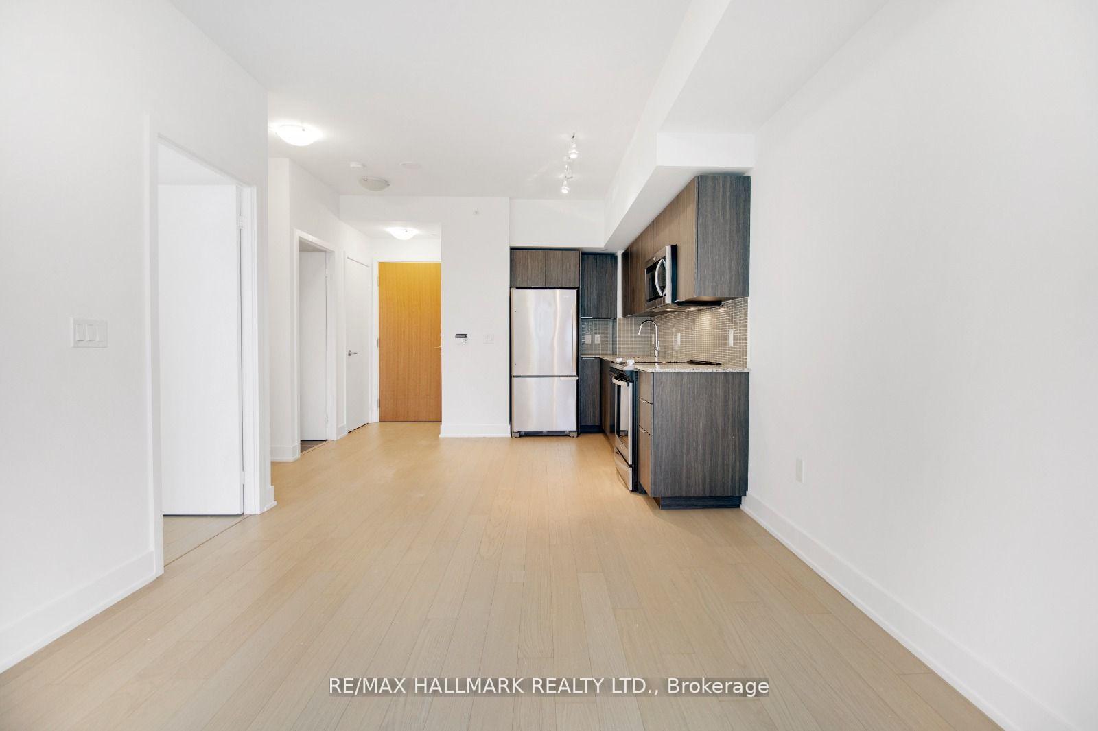 Photo 4 of Unit 3113, 30 Shore Breeze Drive, Etobicoke, Mimico — HOMEH