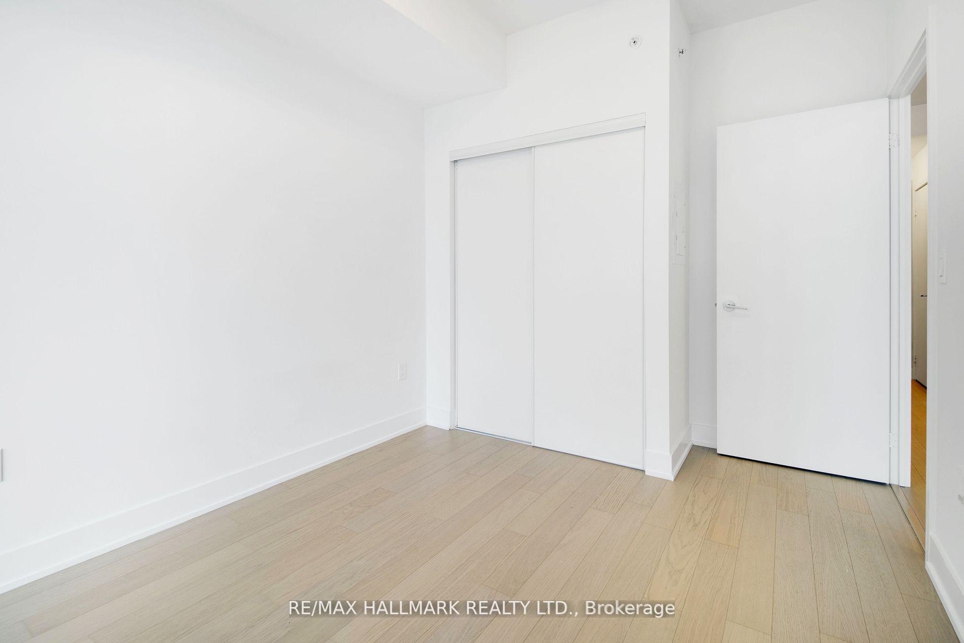 Photo 6 of Unit 3113, 30 Shore Breeze Drive, Etobicoke, Mimico — HOMEH