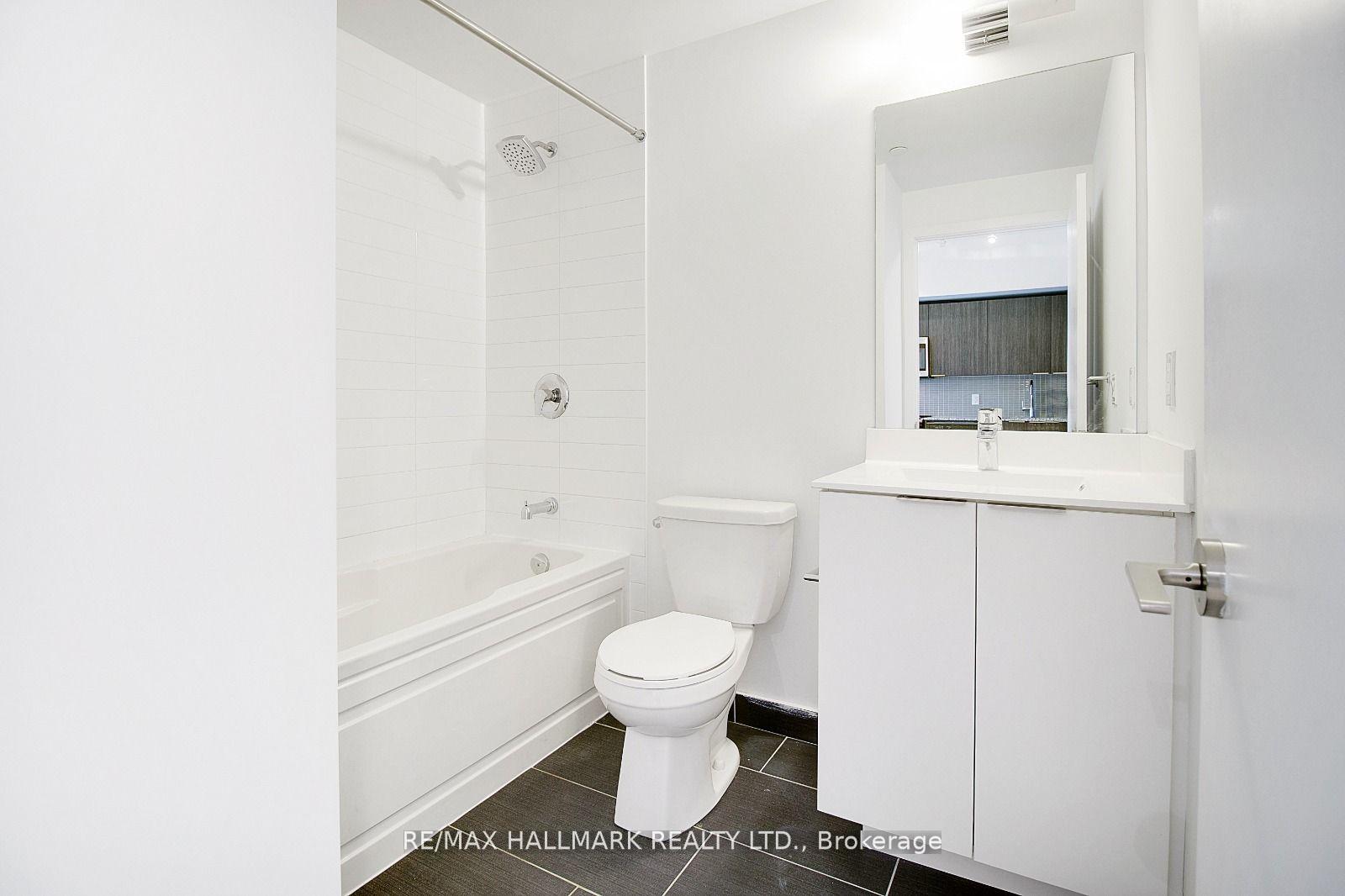 Photo 10 of Unit 3113, 30 Shore Breeze Drive, Etobicoke, Mimico — HOMEH