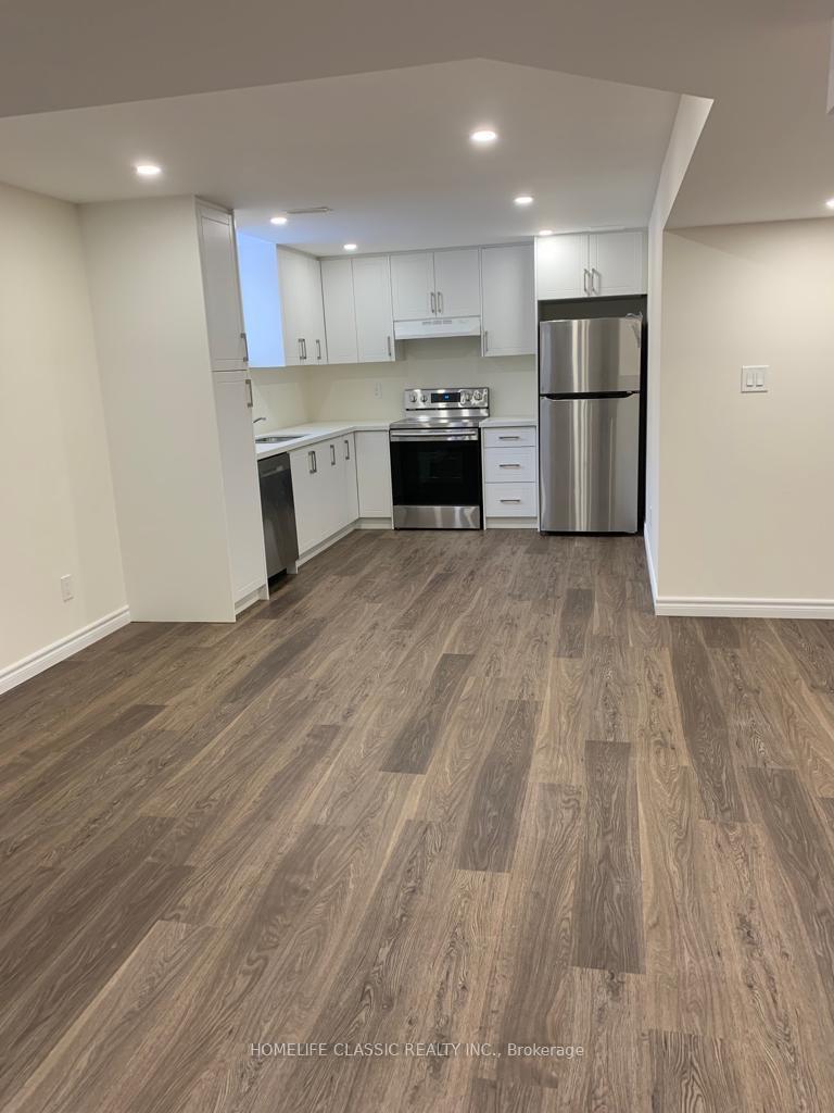 Photo 5 of Unit Basement, 18 Elderslie Crescent, Vaughan, Kleinburg — HOMEH