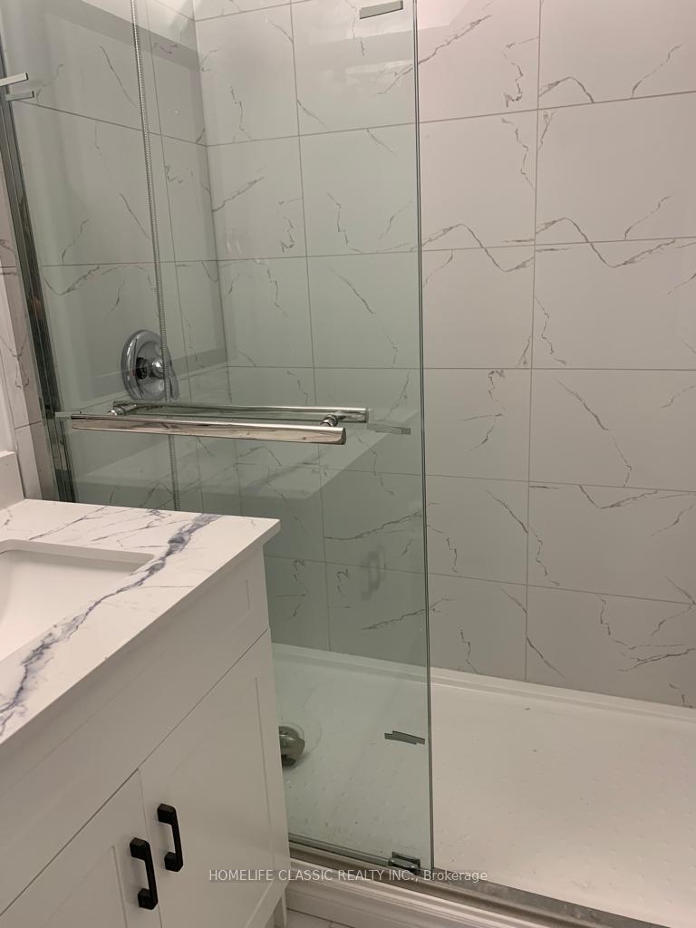 Photo 6 of Unit Basement, 18 Elderslie Crescent, Vaughan, Kleinburg — HOMEH