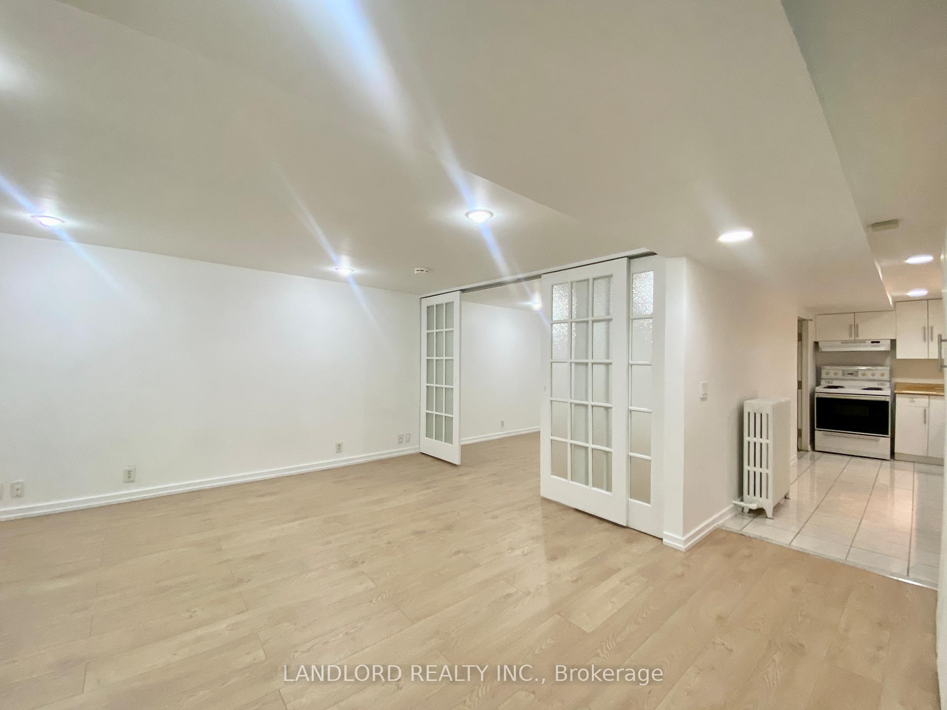 Photo of Unit BSMT, 114 Bellefair Avenue