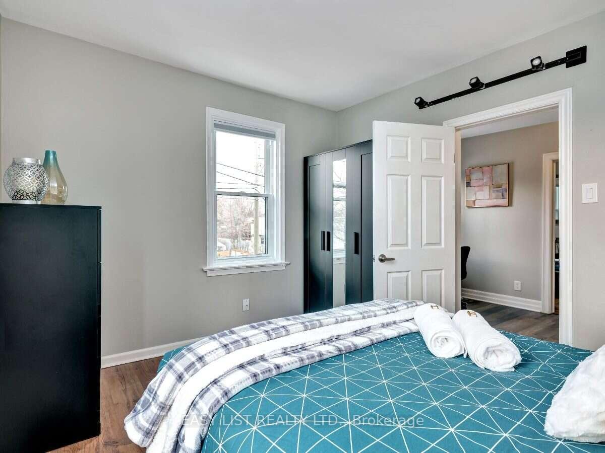 Photo 36 of 203-205 Marier Avenue, Ottawa, Vanier — HOMEH