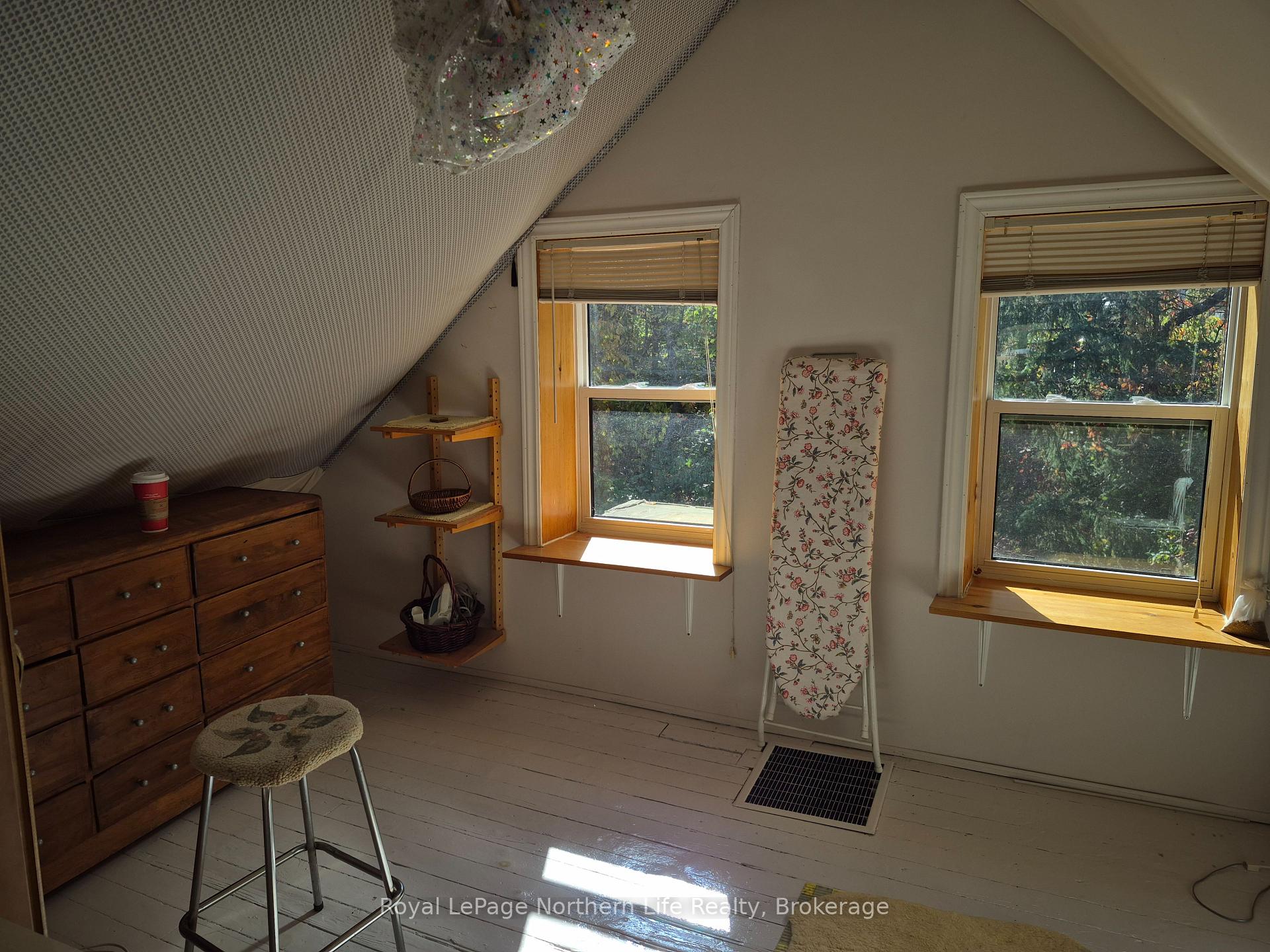 Photo 8 of 348B Poplar Street, Mattawa — HOMEH