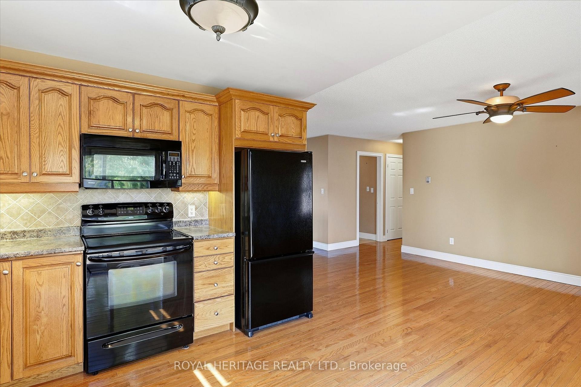 Photo 19 of 194 Mclaughlin Road, Kawartha Lakes, Lindsay — HOMEH