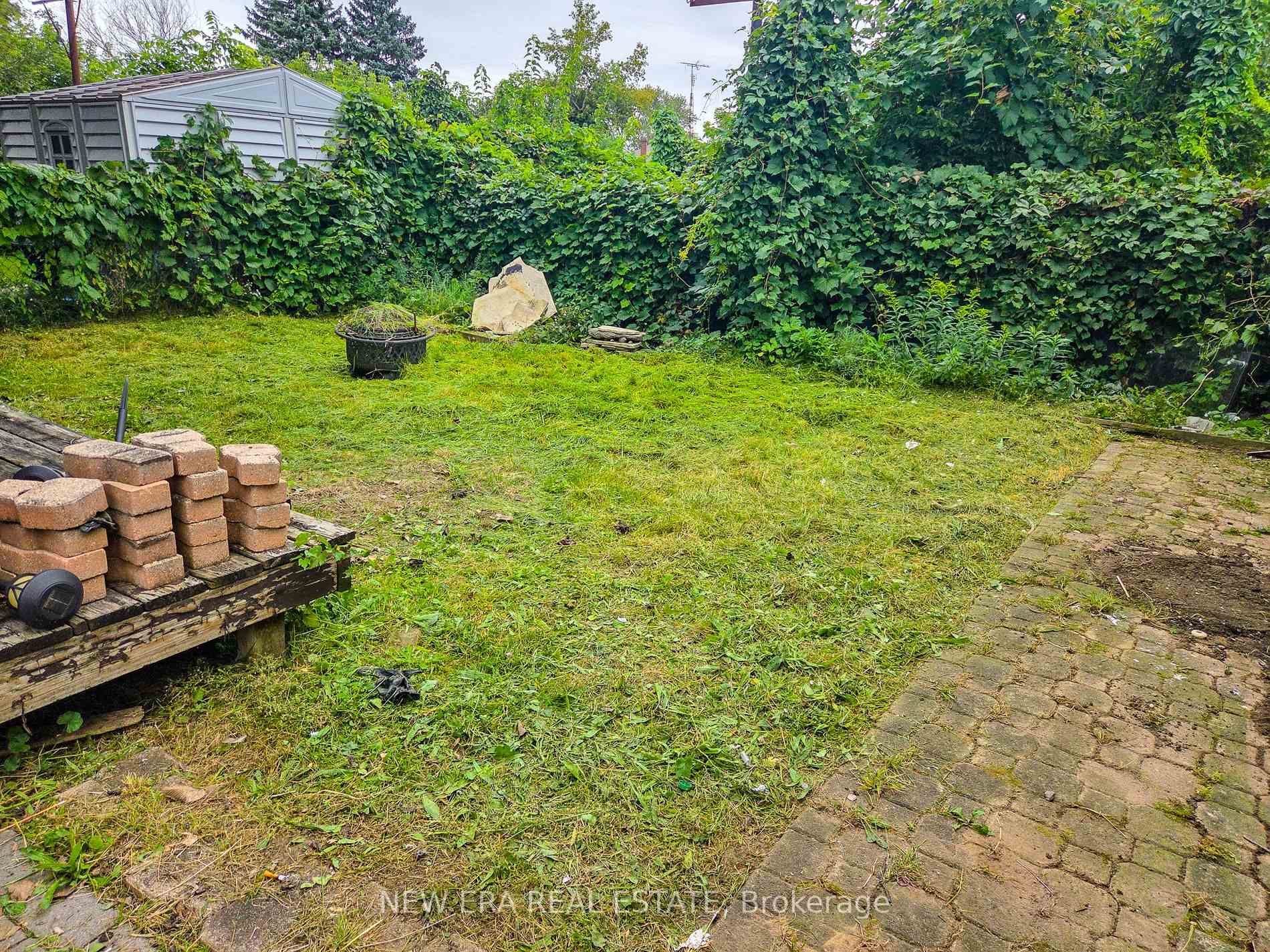 Photo 28 of 212 Niagara Street, St. Catharines, Facer — HOMEH