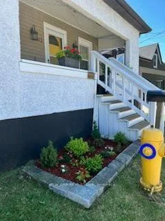 Photo 2 of 212 Niagara Street, St. Catharines, Facer — HOMEH