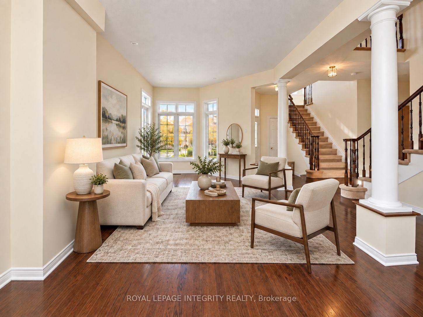 Photo 3 of 104 Whitestone Drive, Ottawa, Central Park — HOMEH