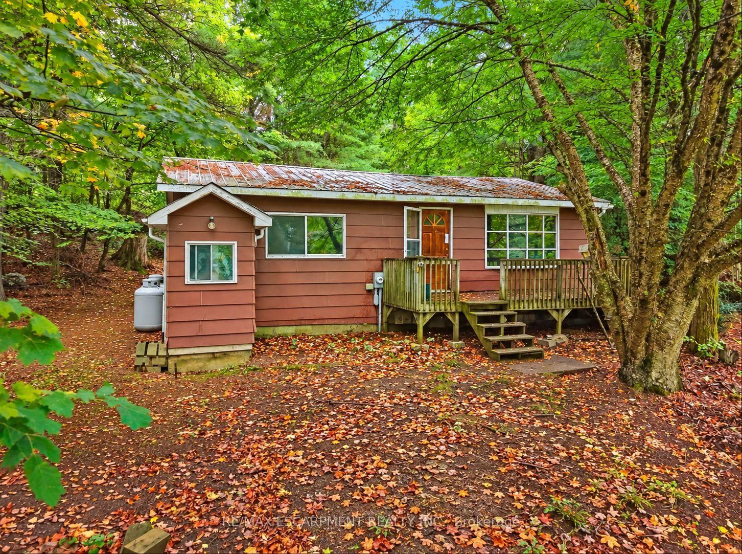 Photo 2 of 115 Broadbent Road, McKellar — HOMEH