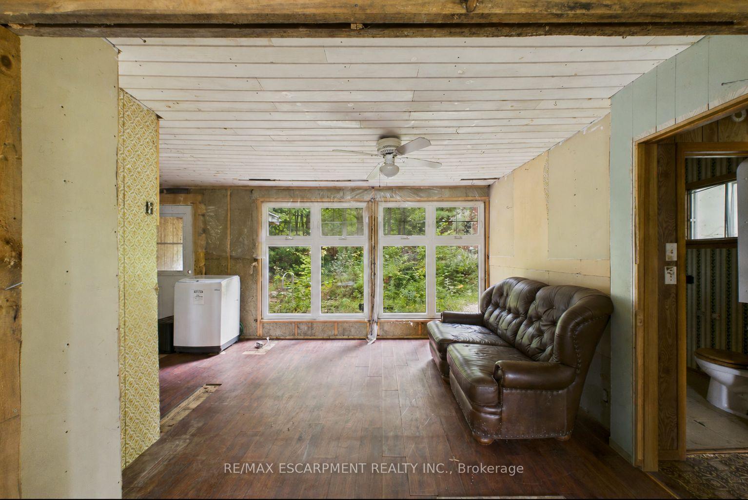 Photo 3 of 115 Broadbent Road, McKellar — HOMEH