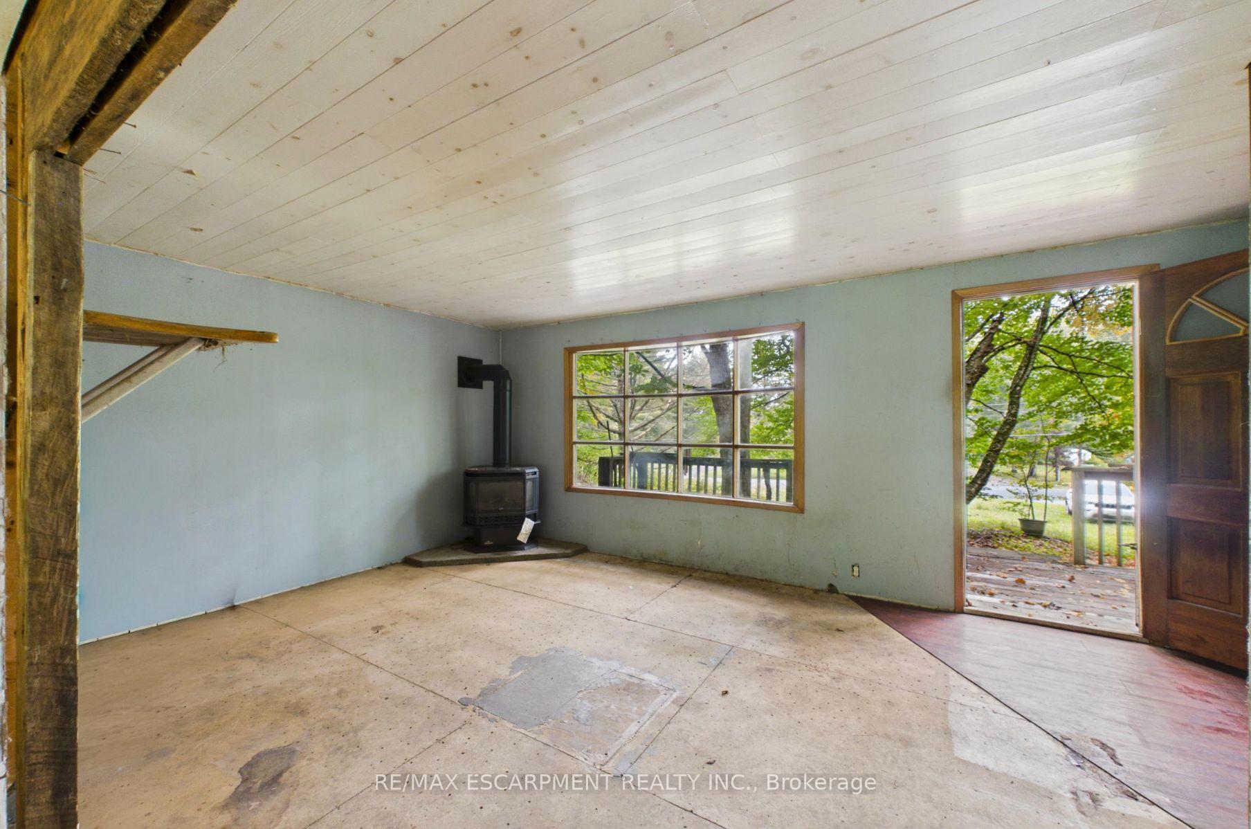 Photo 5 of 115 Broadbent Road, McKellar — HOMEH
