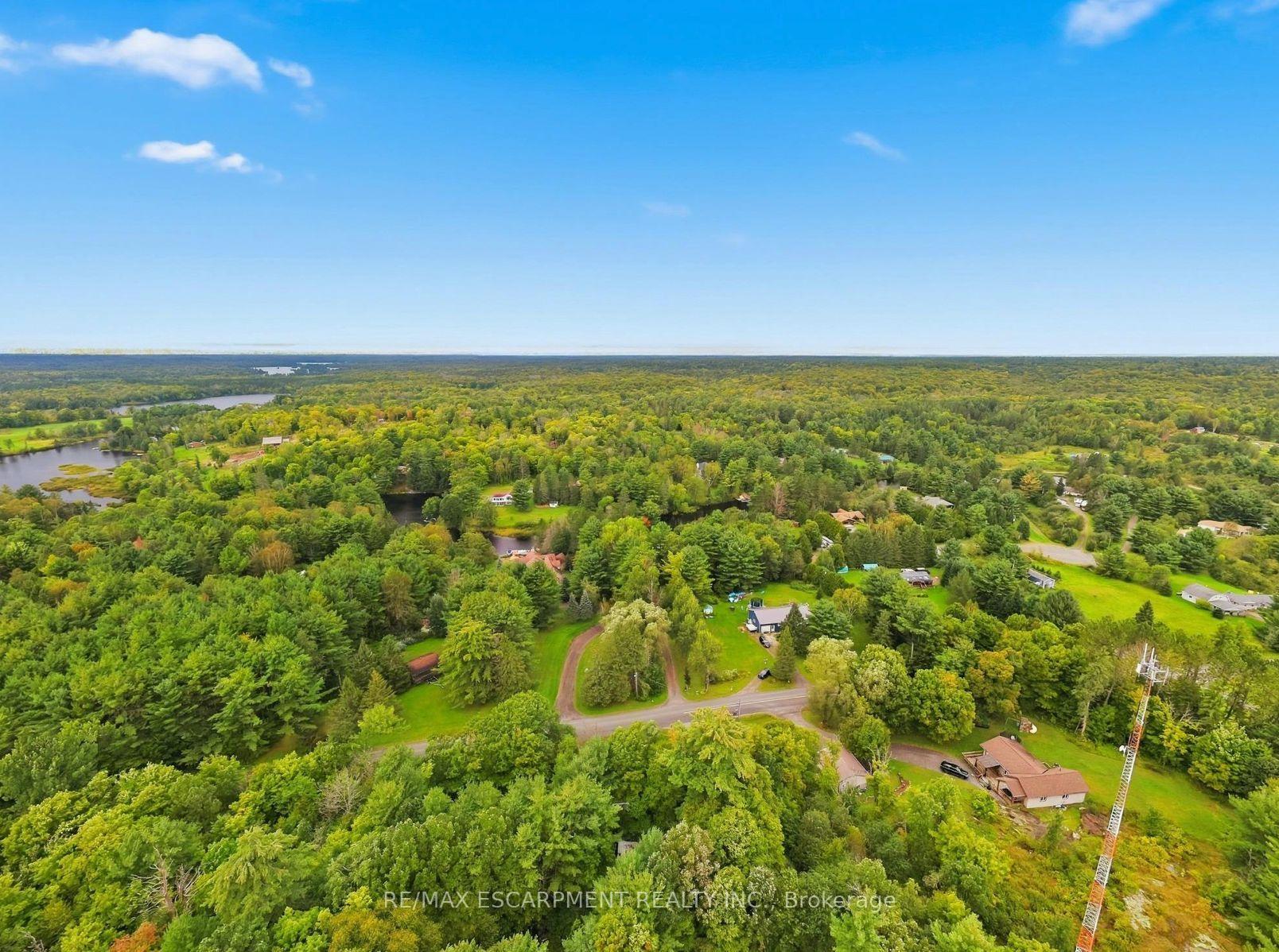 Photo 18 of 115 Broadbent Road, McKellar — HOMEH