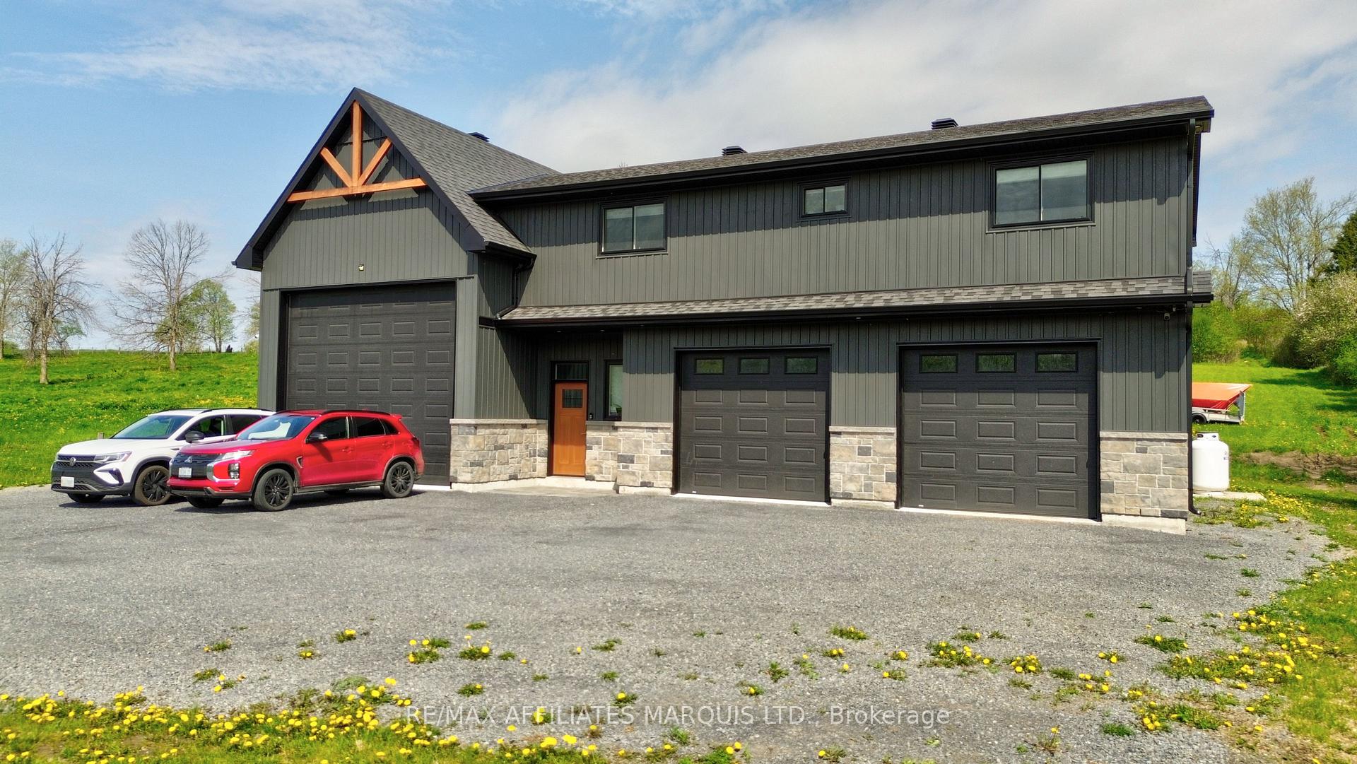 Photo 3 of 18779 Paragon Road, South Glengarry, South Glengarry (Charlottenburgh) Twp — HOMEH