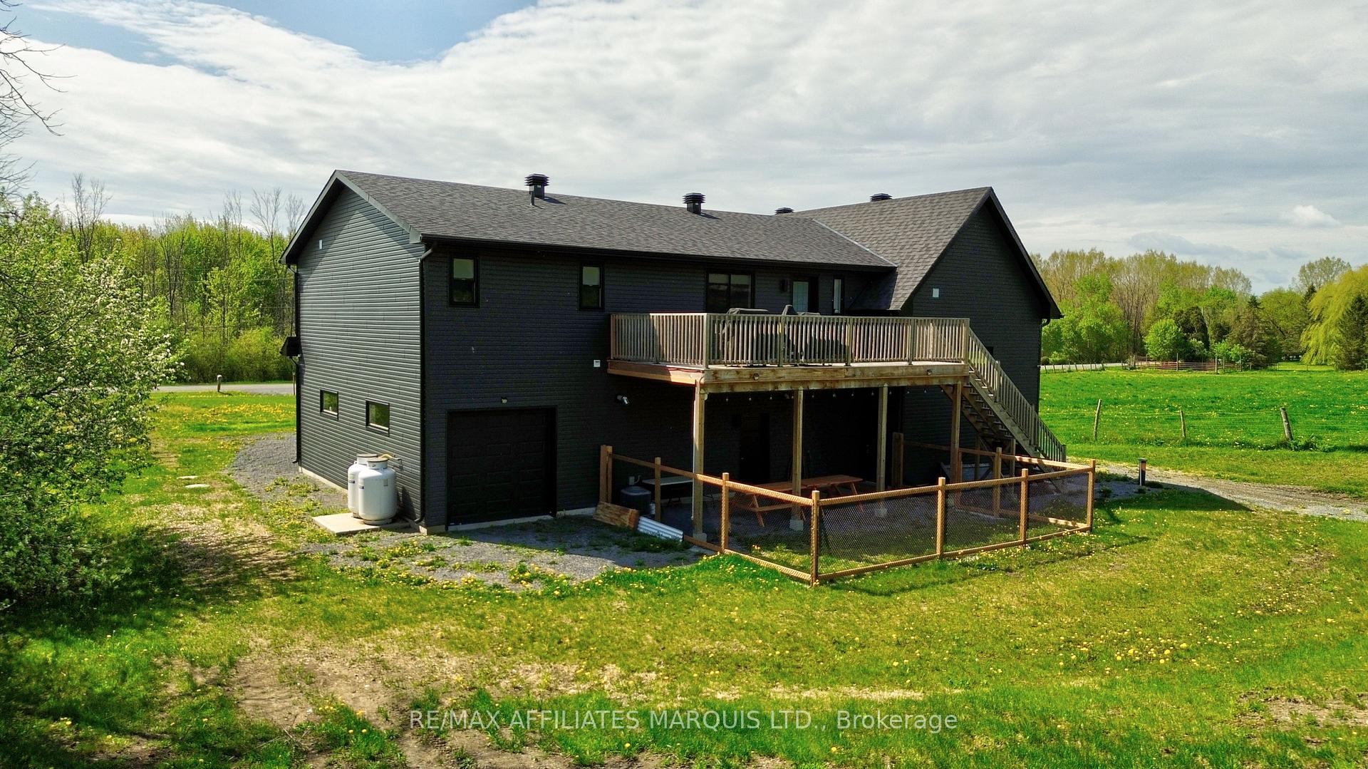Photo 4 of 18779 Paragon Road, South Glengarry, South Glengarry (Charlottenburgh) Twp — HOMEH