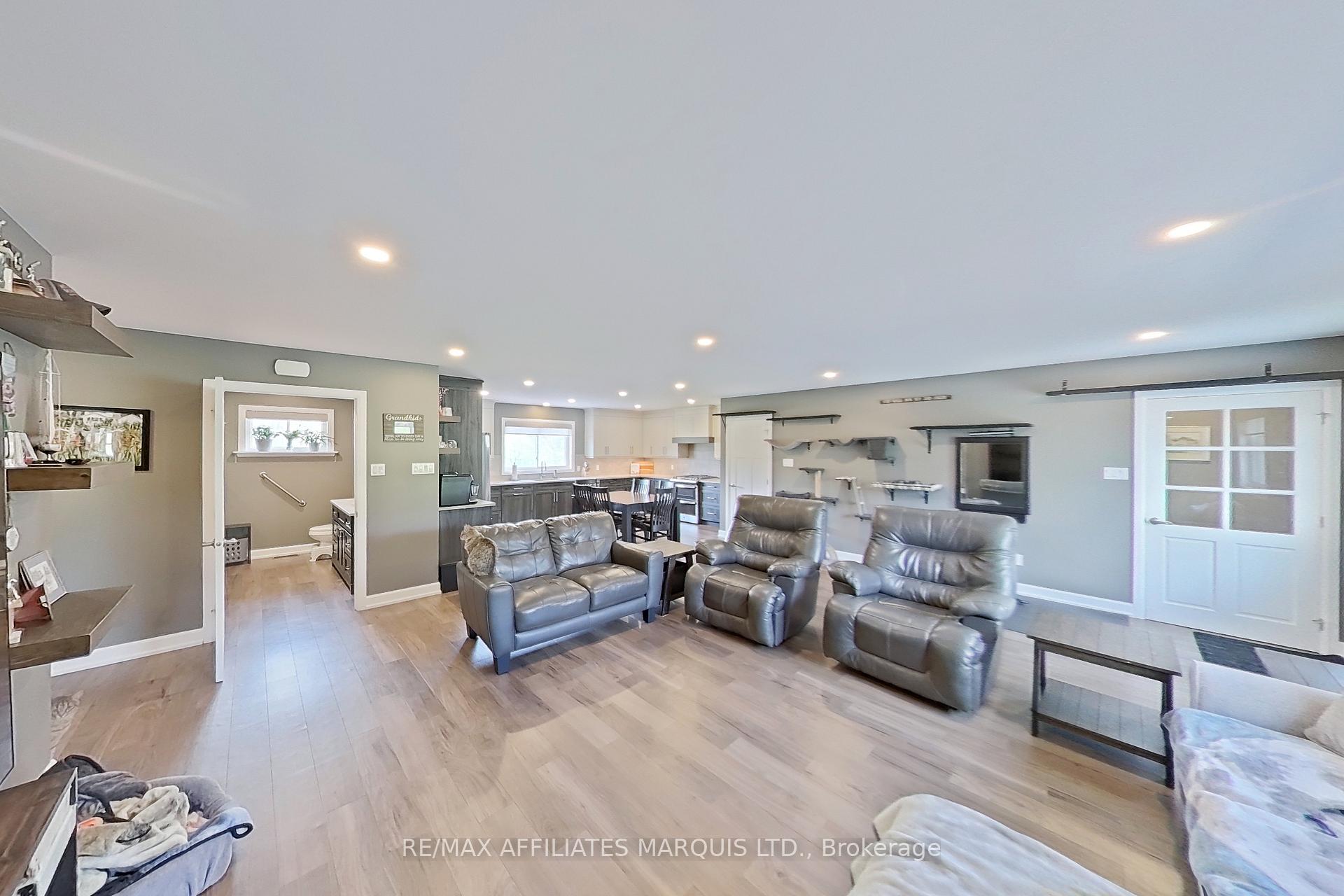 Photo 9 of 18779 Paragon Road, South Glengarry, South Glengarry (Charlottenburgh) Twp — HOMEH