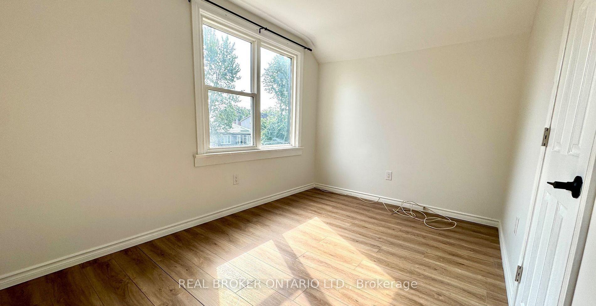Photo 7 of Unit Upper, 301 Wallace Ave S, Welland, Lincoln/Crowland — HOMEH