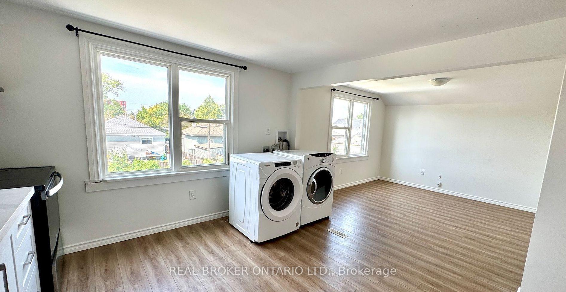 Photo 9 of Unit Upper, 301 Wallace Ave S, Welland, Lincoln/Crowland — HOMEH