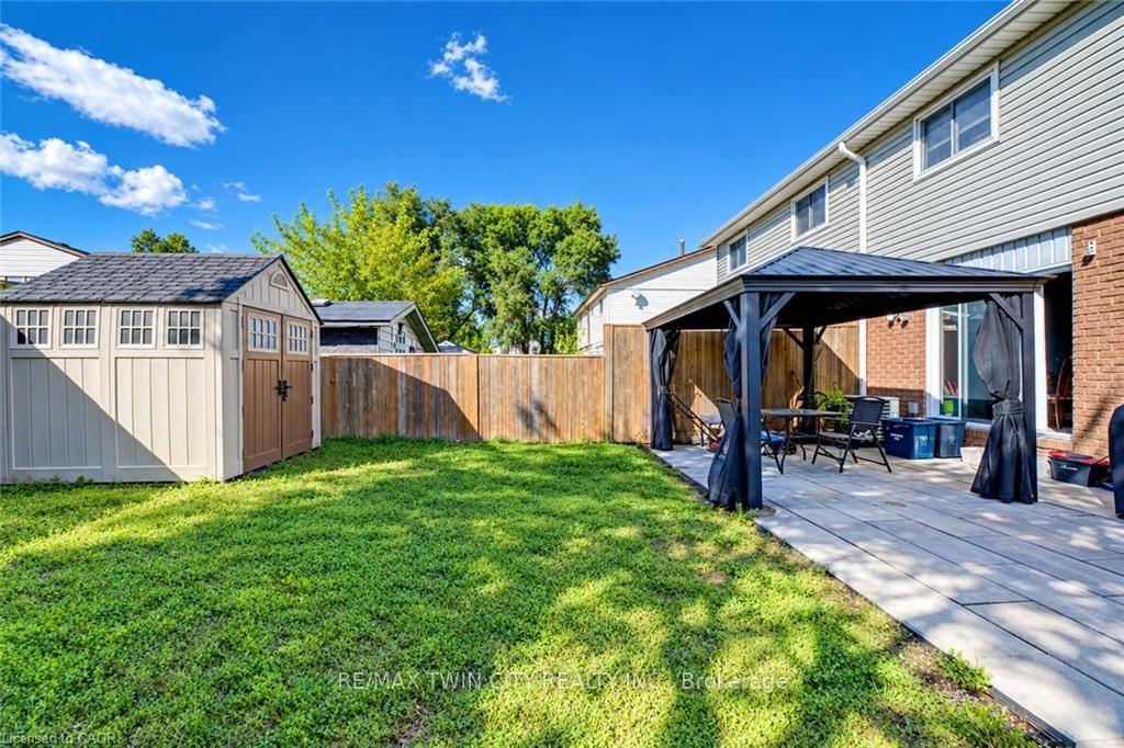 Photo 29 of 136 Sekura Crescent, Cambridge, Greenway-Chaplin — HOMEH
