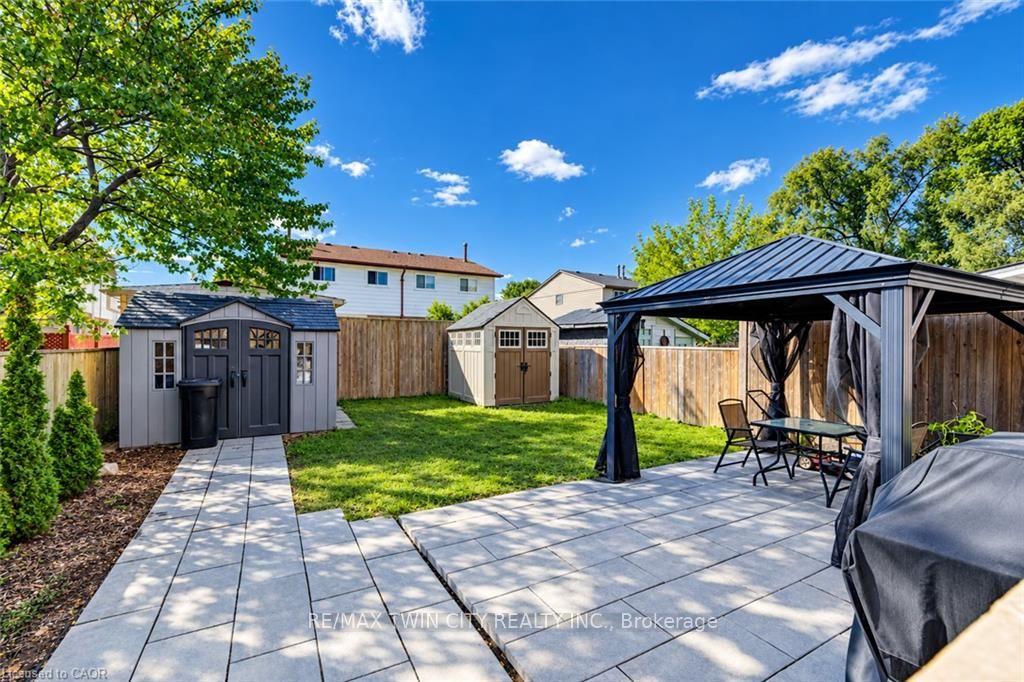 Photo 31 of 136 Sekura Crescent, Cambridge, Greenway-Chaplin — HOMEH