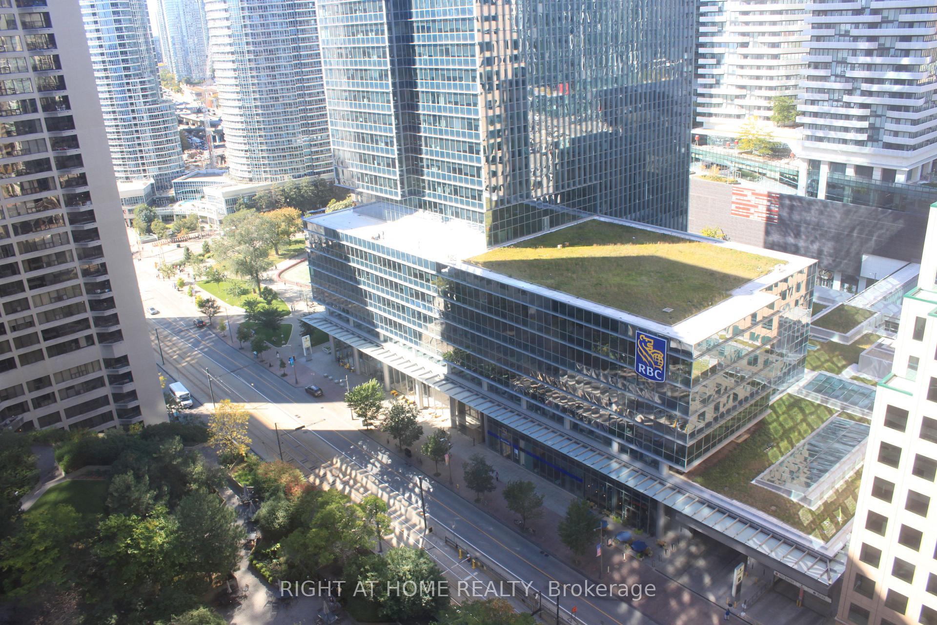 Photo 19 of Unit 2431, 33 Harbour Square, Toronto, Waterfront Communities — HOMEH