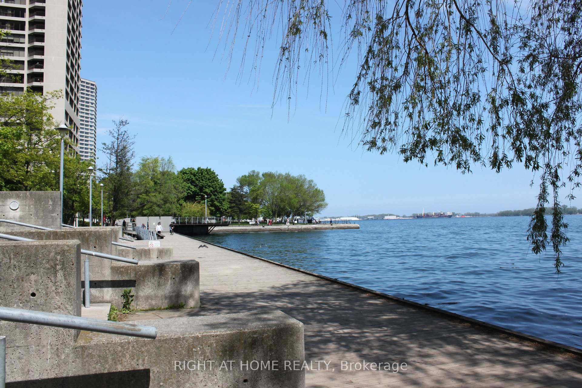 Photo 27 of Unit 2431, 33 Harbour Square, Toronto, Waterfront Communities — HOMEH
