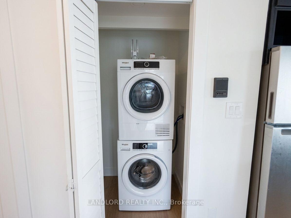Photo 18 of Unit 502, 420 Eglinton Avenue E, Toronto, Mount Pleasant East — HOMEH