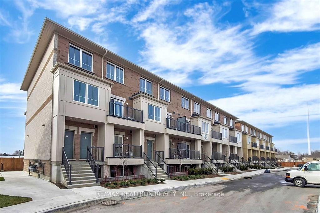 Photo of Unit 19, 480 Beresford Path