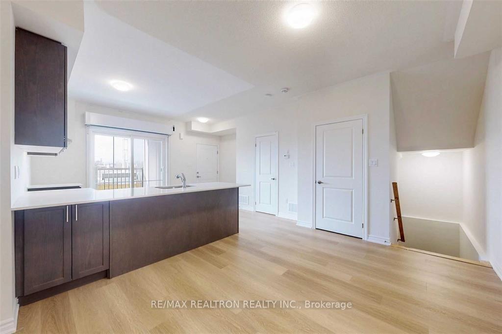 Photo 9 of Unit 19, 480 Beresford Path, Oshawa, Central — HOMEH